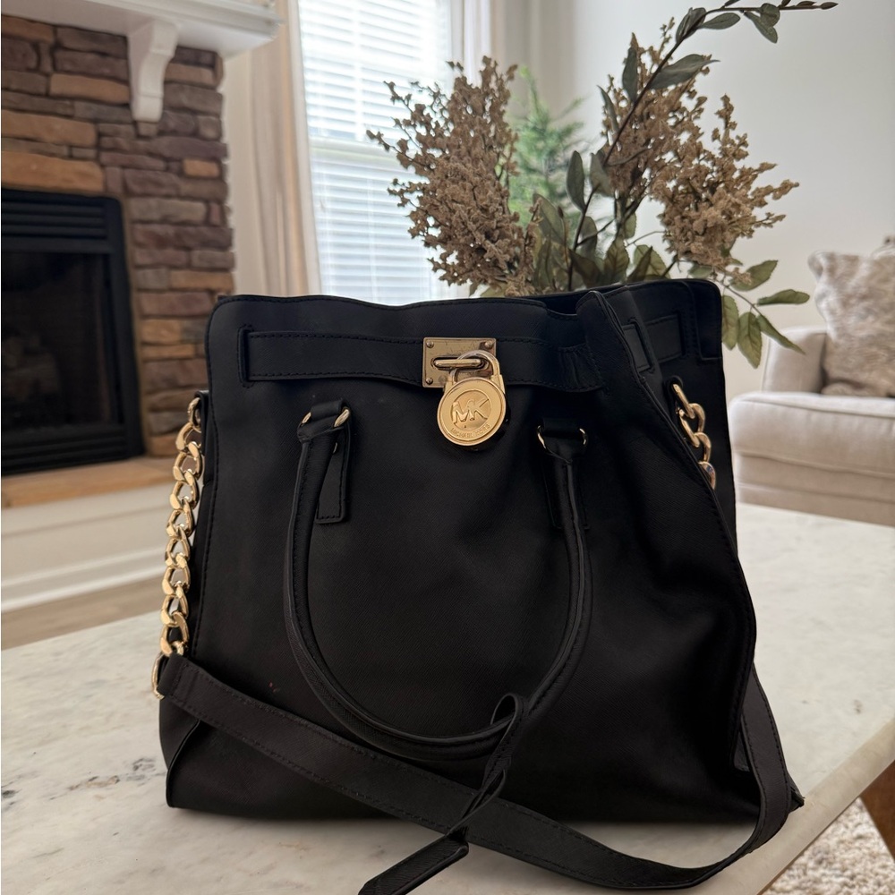 Michael Kors Black and Gold Shoulder Bag with Chain Strap